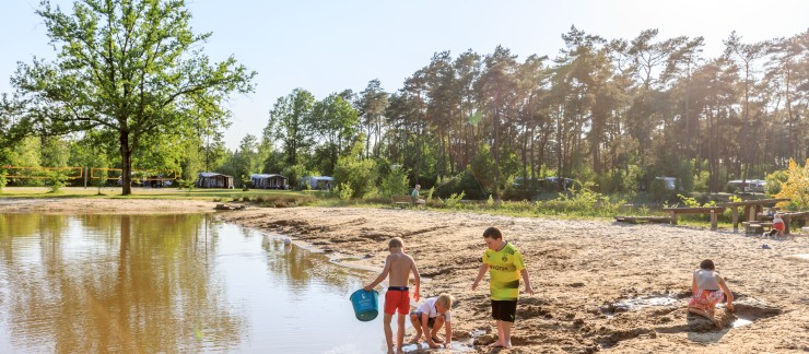 Camping Amen speelvijver - Familiecamping Drenthe