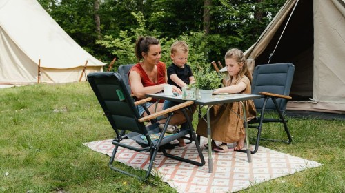 Tipi tent familie